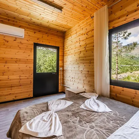 Chalet Nature Retreat By Pikhost